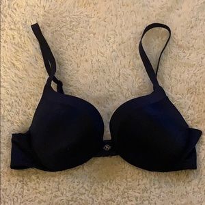 Victoria’s Secret Push-up. 32A.